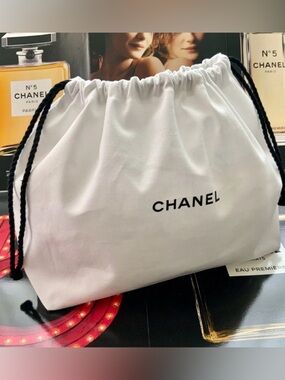 CHANEL New White Cotton Canvas Drawstring Pouch Cosmetic Storage Bag AUTHENTIC